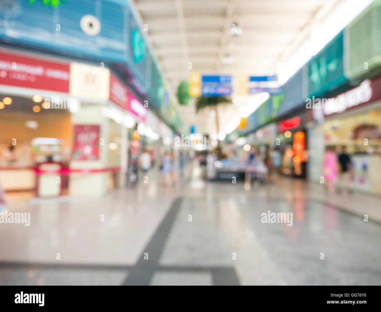 Abstract blurred background of shopping mall hall Stock Photo - Alamy