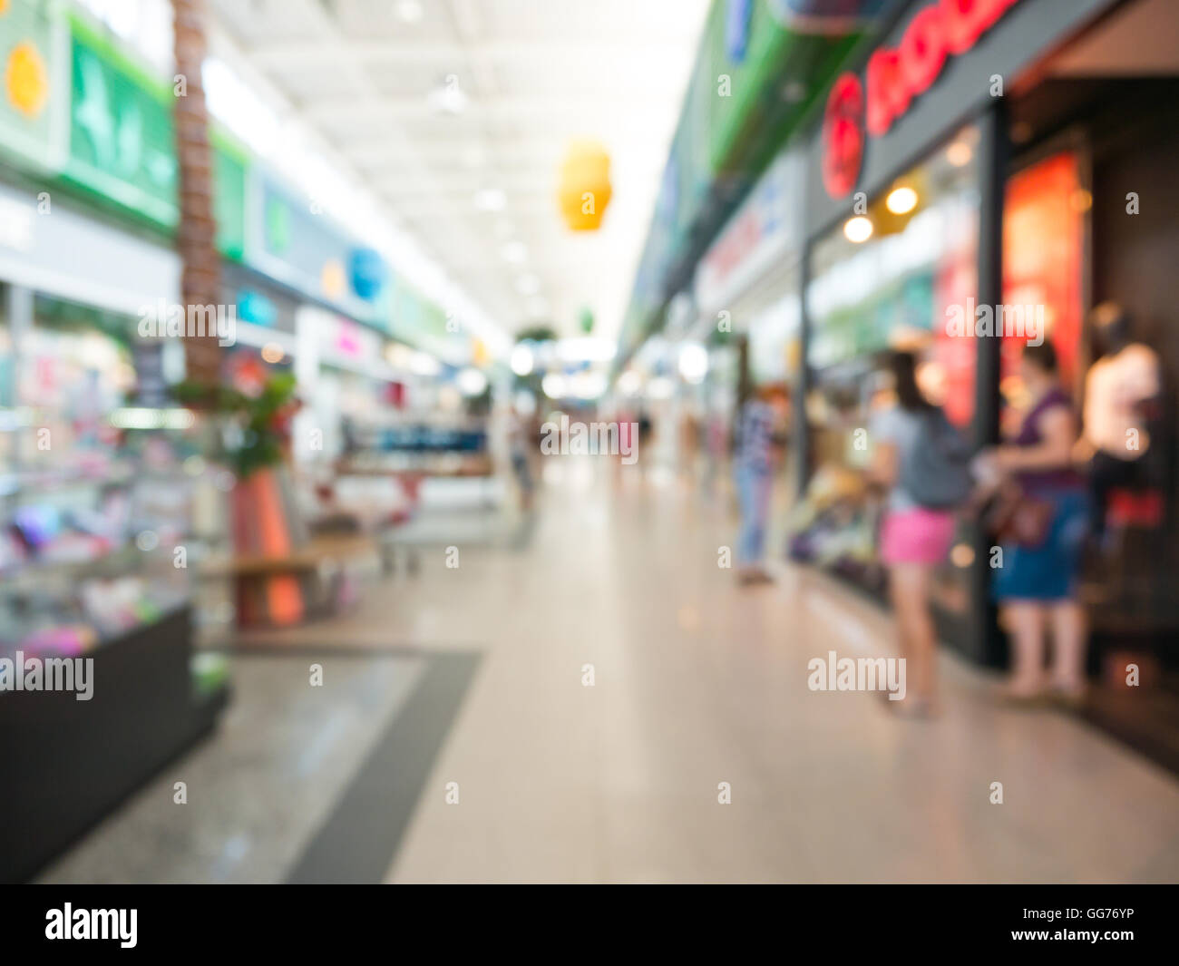 Abstract blurred background of shopping mall hall Stock Photo - Alamy