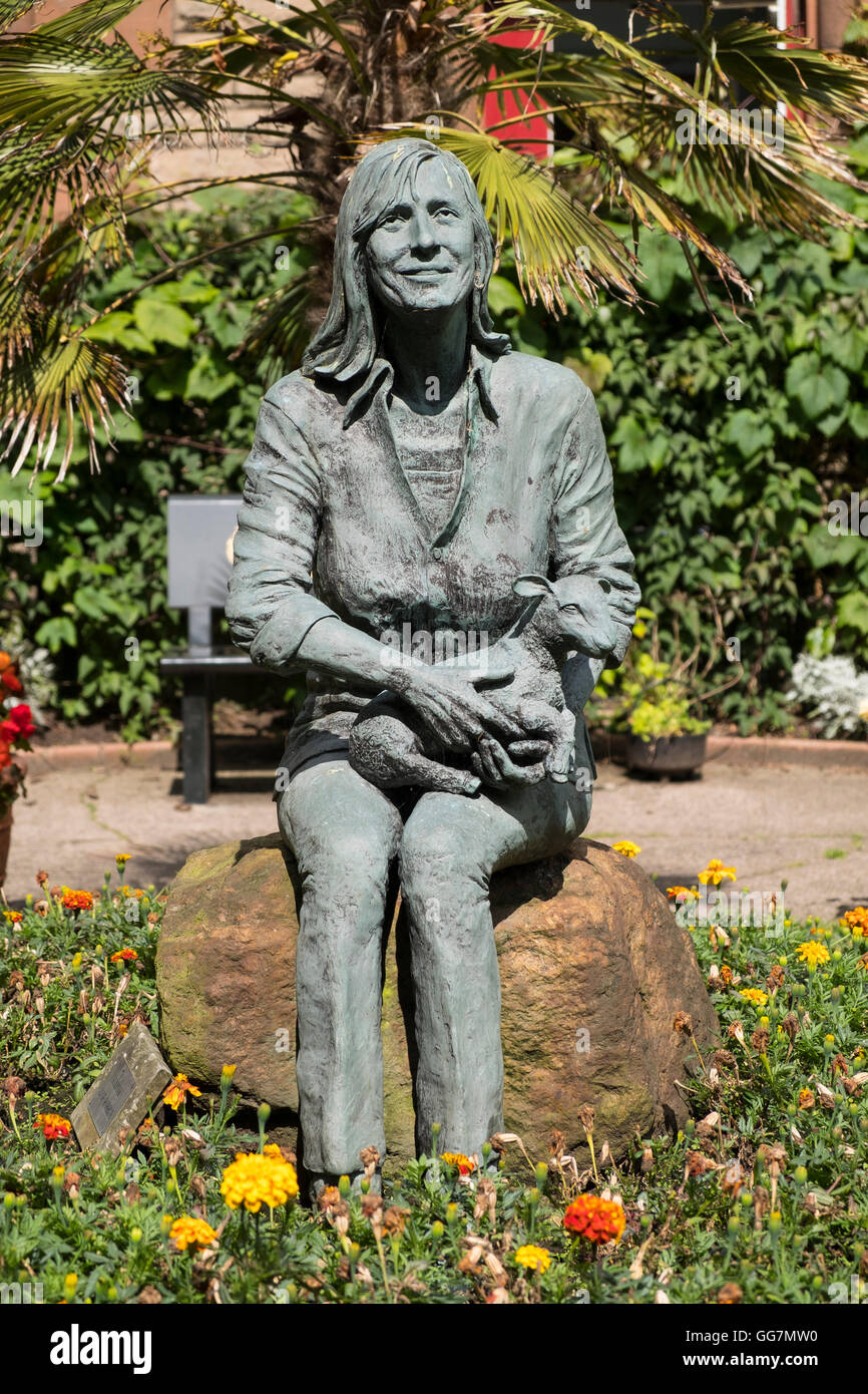 Statue of Linda McCartney in The Lady Linda McCartney Memorial Garden in Campbeltown in Kintyre, Argyll and Bute , Scotland Stock Photo
