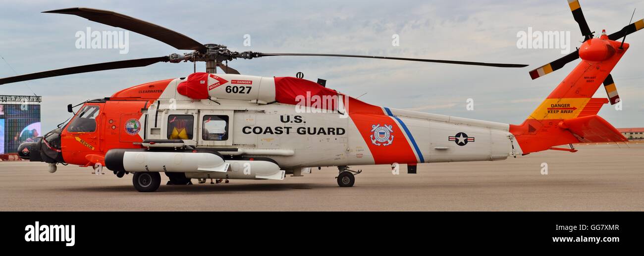Finde på hundehvalp Foragt Jayhawk helicopter hi-res stock photography and images - Alamy