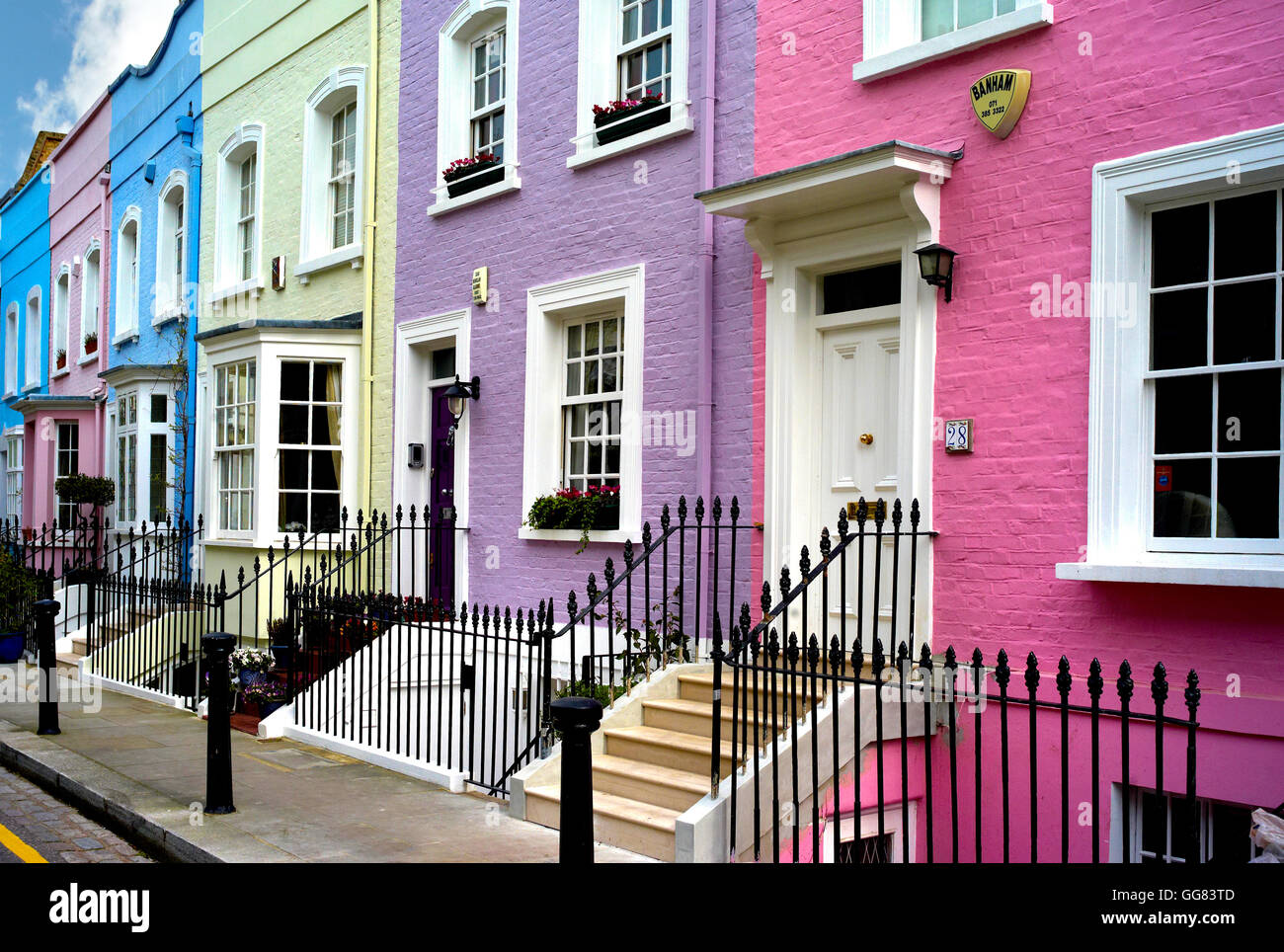 Pastel painted houses, Bywater Street, Chelsea Stock Photo Alamy