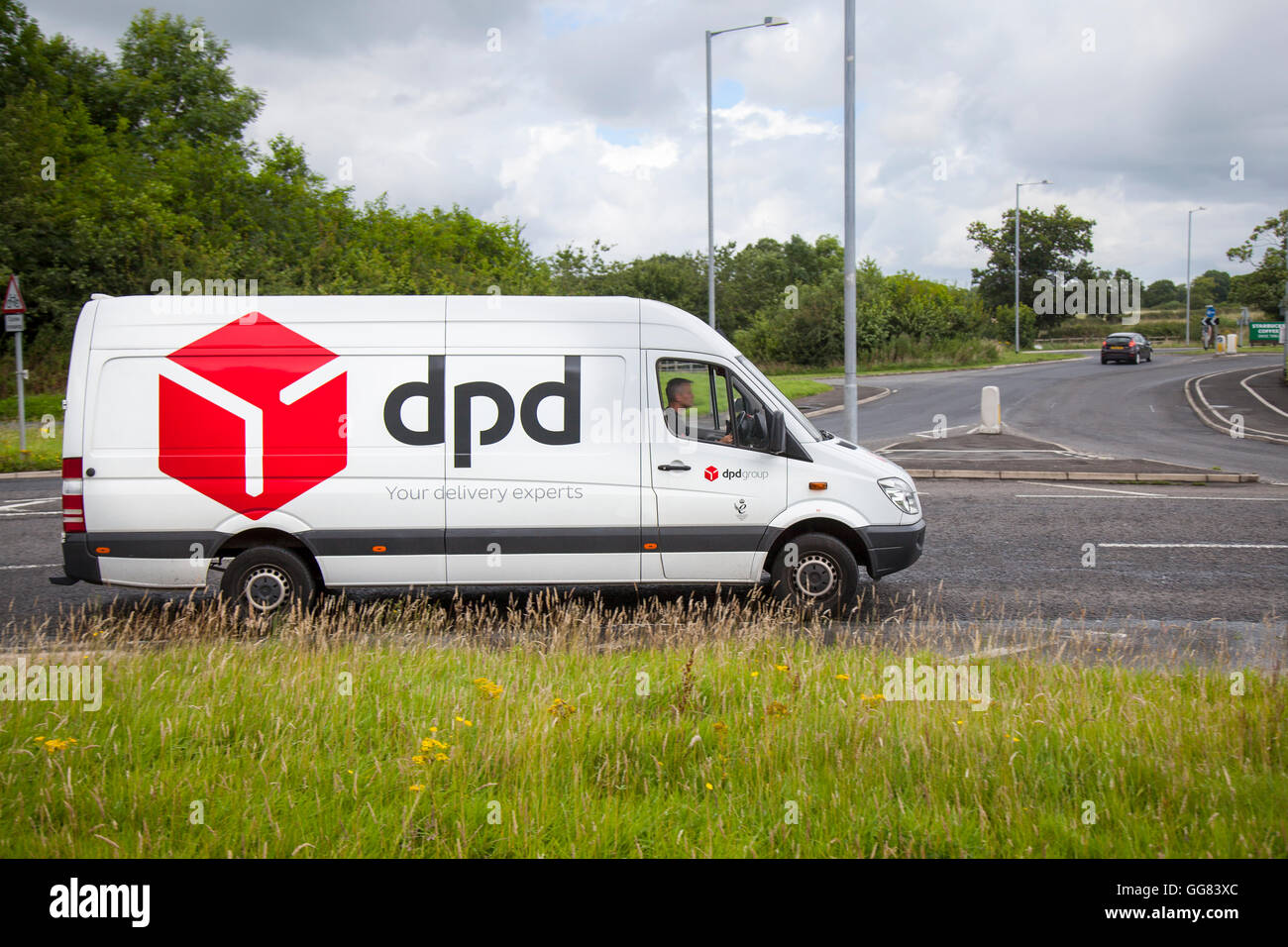 Dpd Delivery Stock Photos & Dpd Delivery Stock Images Alamy