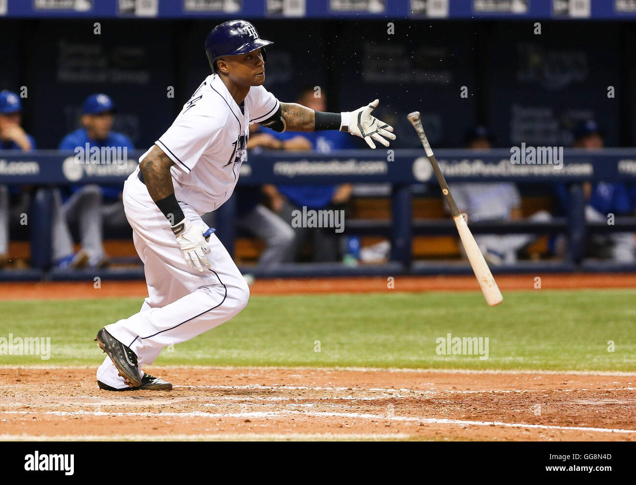 New York Mets pitcher John Maine watches the Colorado Rockies take batting  practice at Coors Field in Denver August 29, 2006. (UPI Photos/Gary C.  Caskey Stock Photo - Alamy