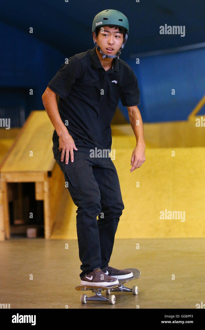 Tokyo, Japan. 4th Aug, 2016. Daisuke Ikeda skateboarding : Japan Roller