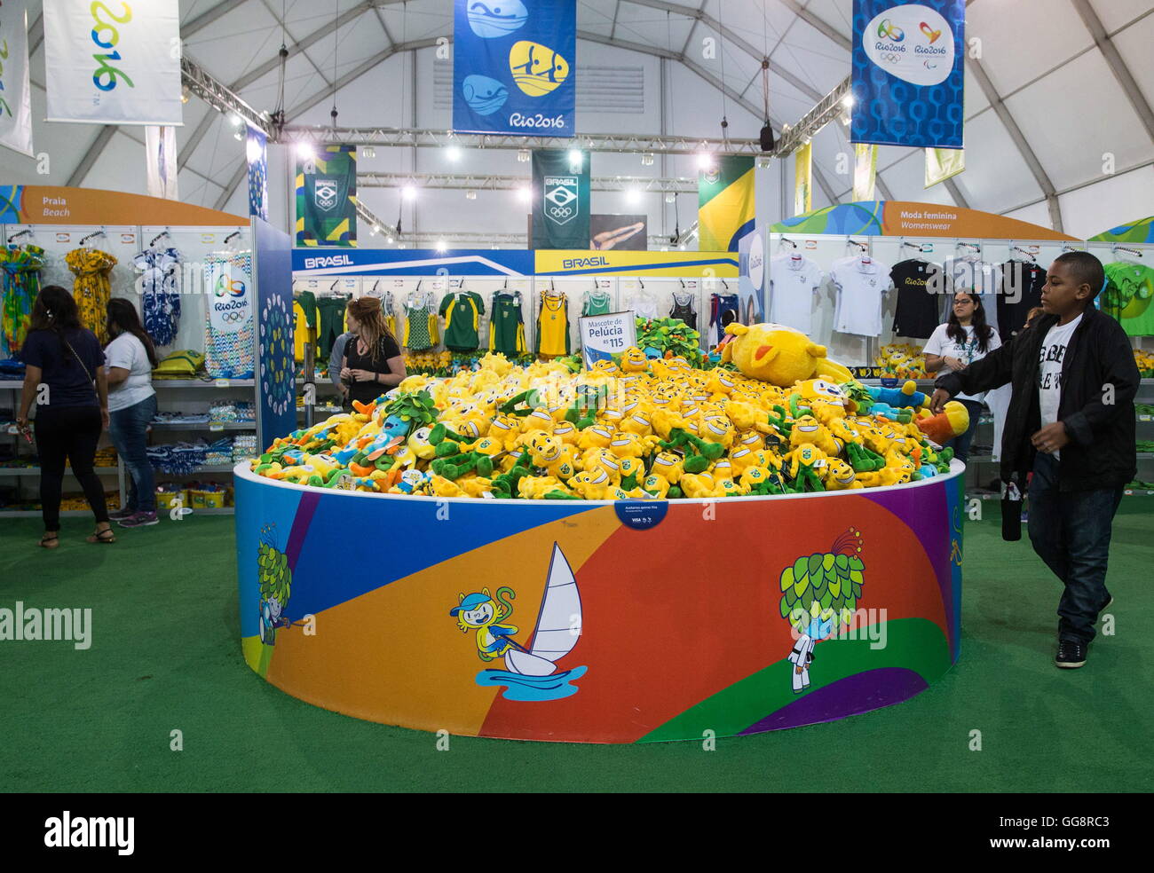 Rio De Janeiro Brazil August 3 16 Megastore A Rio 16 Olympics Clothing And Merchandise Store In Copacabana Rio De Janeiro Stanislav Krasilnikov Tass Stock Photo Alamy Rio De Janeiro Brazil August 3 16 Megastore A Rio 16 Olympics Clothing And Merchandise Store In Copacabana Rio De Janeiro Stanislav Krasilnikov Tass Stock Photo Alamy