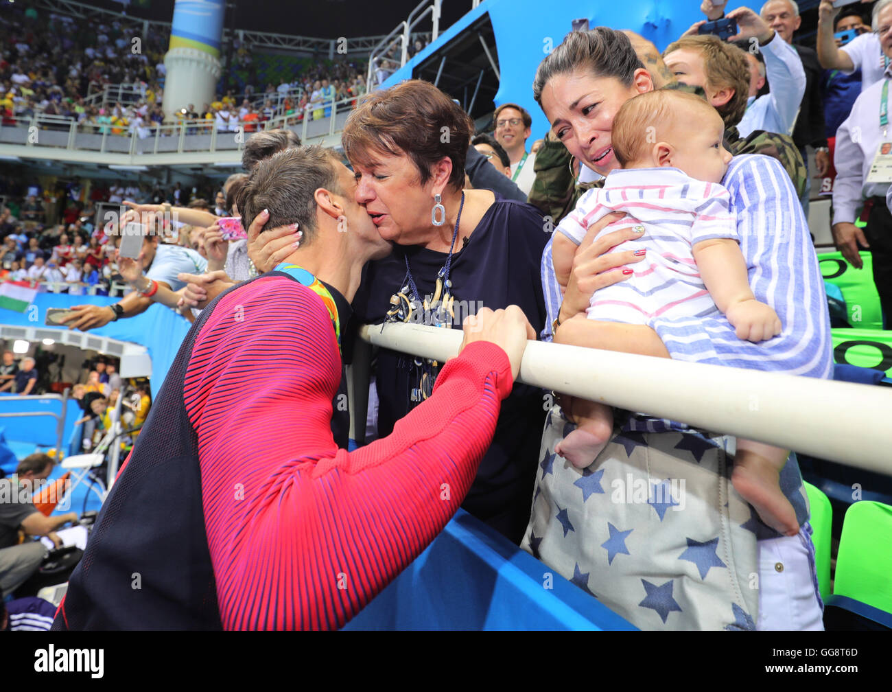 Rio de Janeiro, Brazil. 9th Aug, 2016. Nicole Johnson, fiancée of Gold(01)