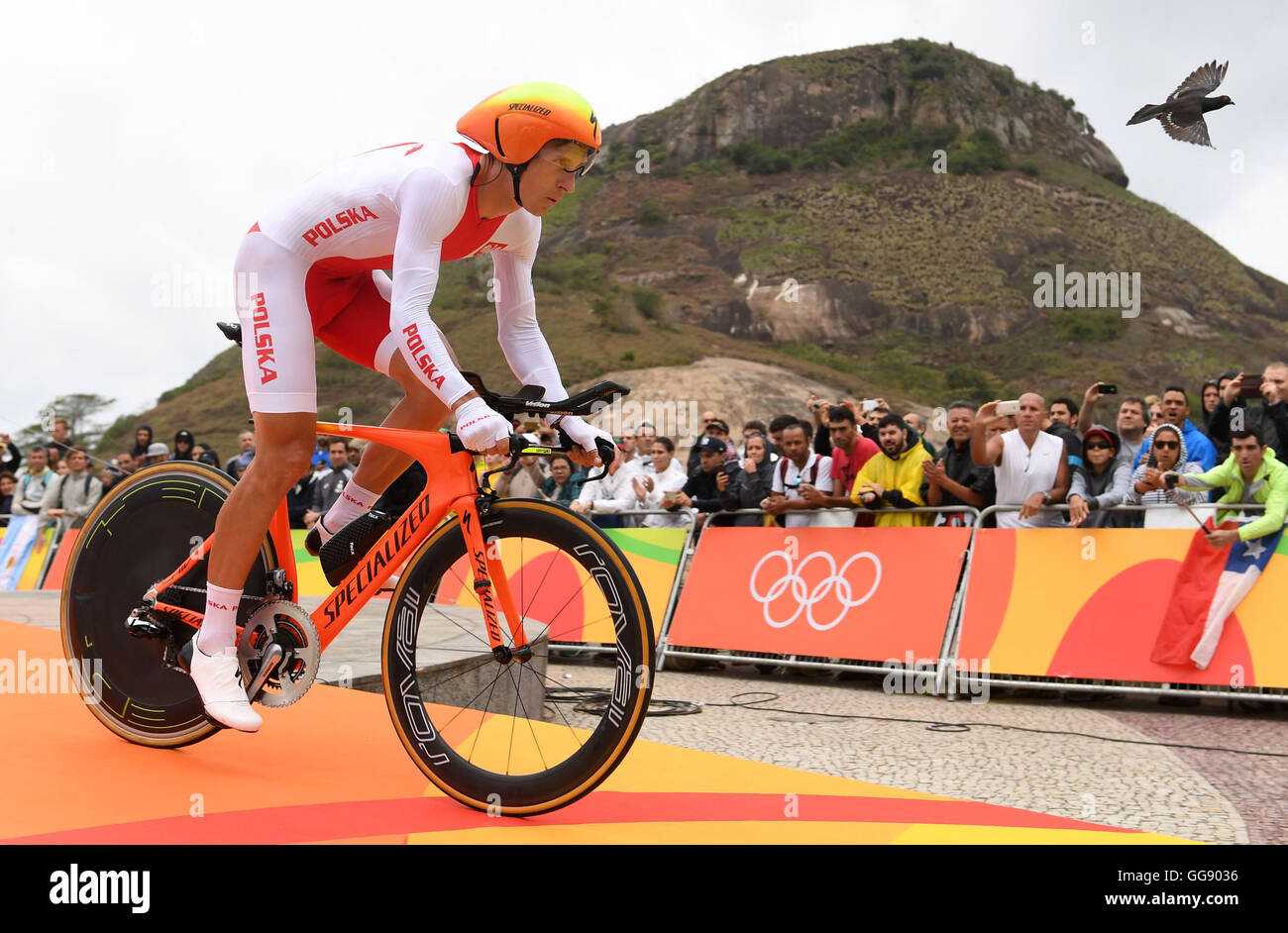 Rio de Janeiro, Brazil. 10th Aug, 2016. Maciej Bodnar of Poland at the start of the men's Individual Time Trial of the Rio 2016 Olympic Games Road Cycling events at Pontal in Rio de Janeiro, Brazil, 10 August 2016. Photo: Sebastian Kahnert/dpa/Alamy Live News Stock Photo