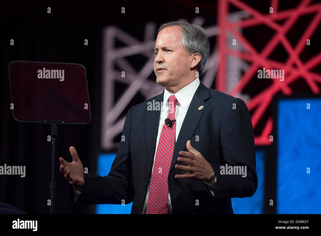 Texas Attorney General Ken Paxton speaks at the 2016 Republican Party