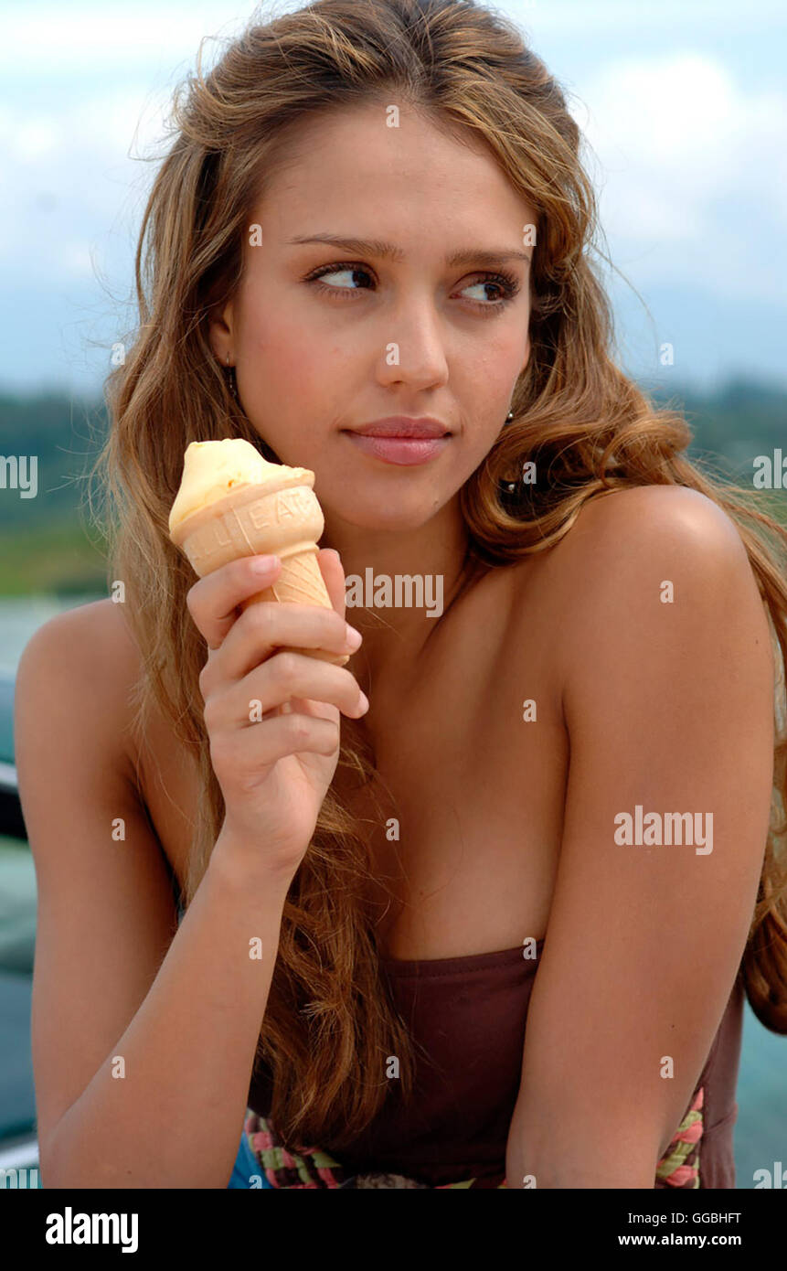 Der Glücksbringer / Cam (JESSICA ALBA) Regie: Mark Helfrich aka. Good Luck  Chuck Stock Photo - Alamy