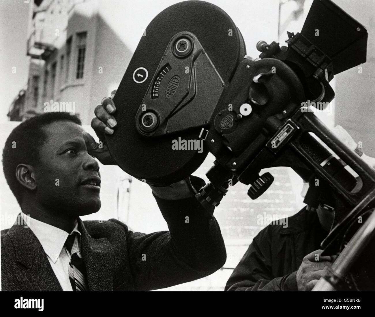 SIDNEY POITIER / SIDNEY POITIER, 1970, mit Filmkamera, als Regisseur Stock Photo