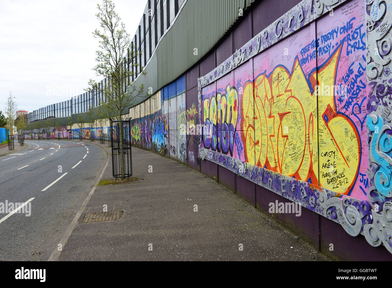 Graffiti, wall art and murals, Belfast Stock Photo Alamy