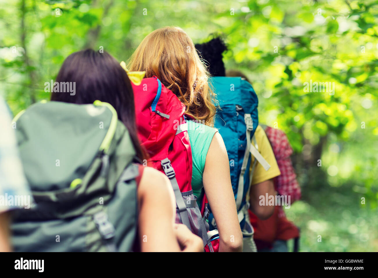 Group teenage friends hiking hi-res stock photography and images - Alamy