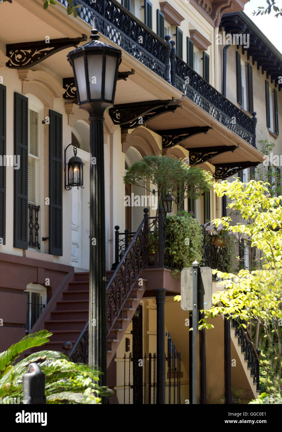 Savannah georgia architecture hi-res stock photography and images - Alamy