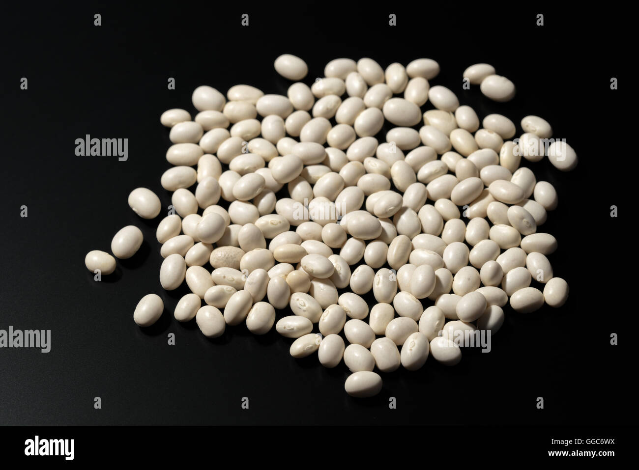 Black soy beans hi-res stock photography and images - Alamy