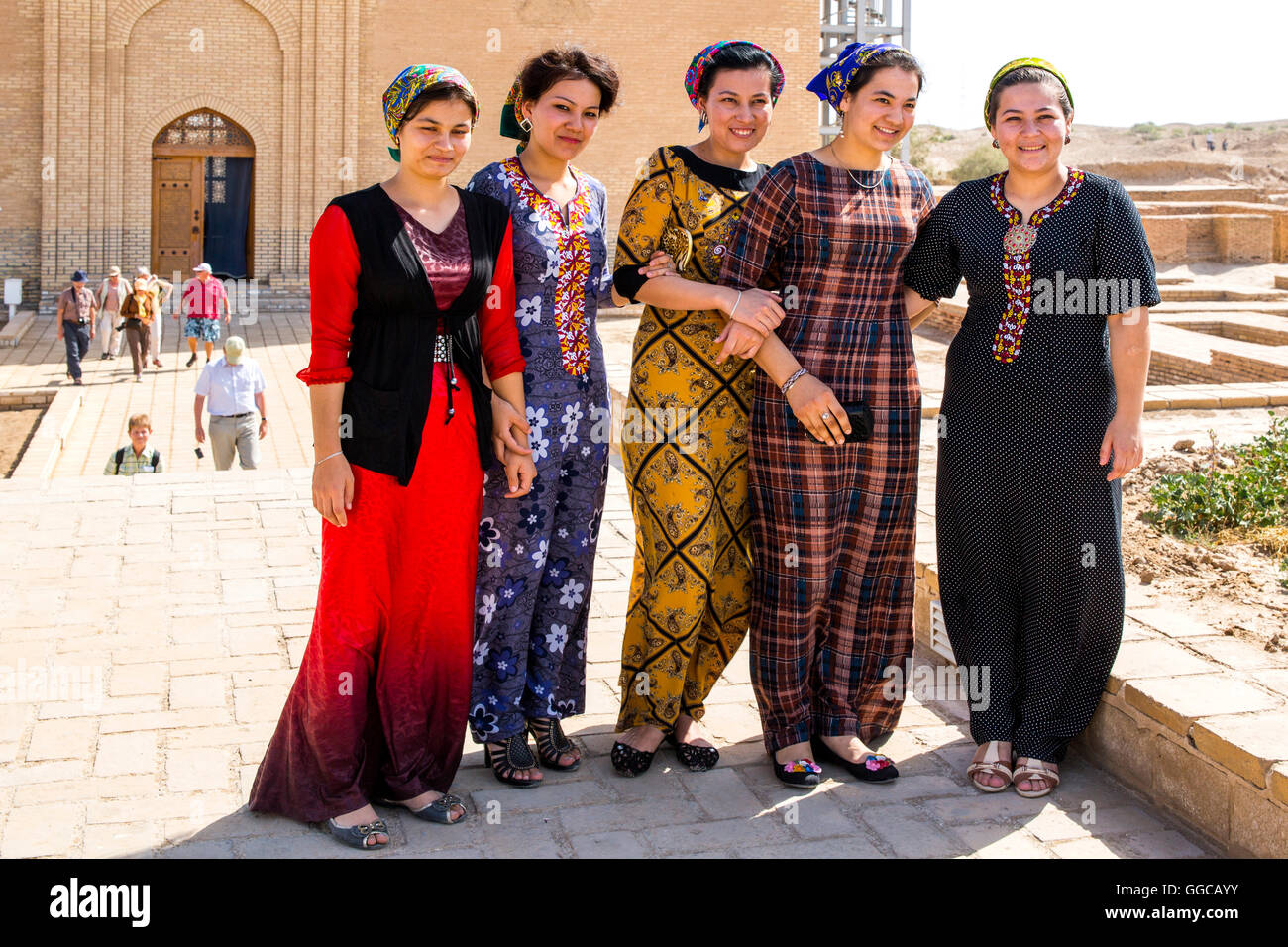 Turkmenistan traditional dress hi-res stock photography and images - Alamy
