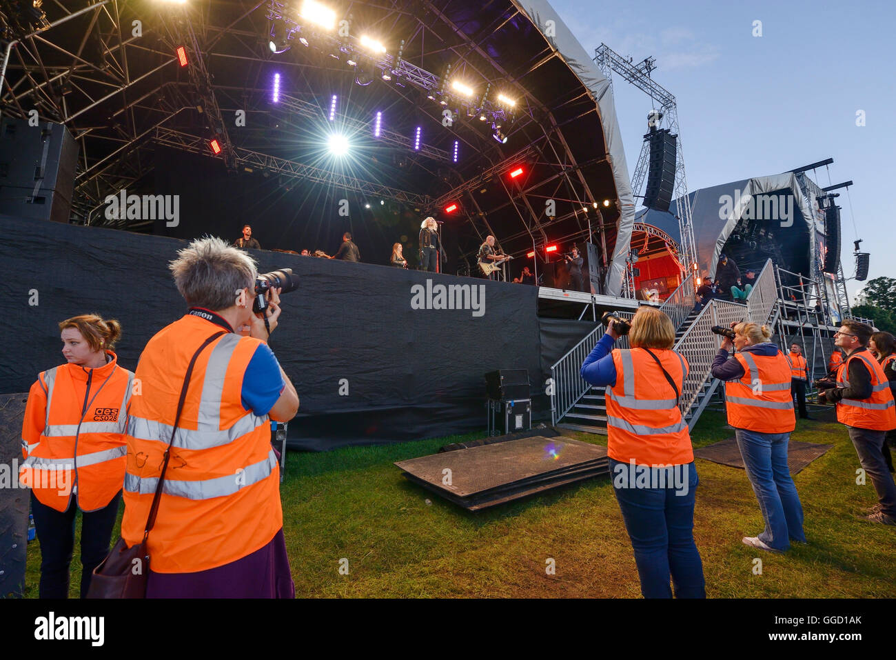Carfest North, Bolesworth, Cheshire, UK. 31st July 2016. Photographers in the photo pit at the front of the main stage. Stock Photo