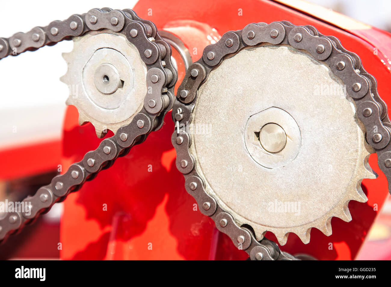 Sprocket chain drive hires stock photography and images Alamy