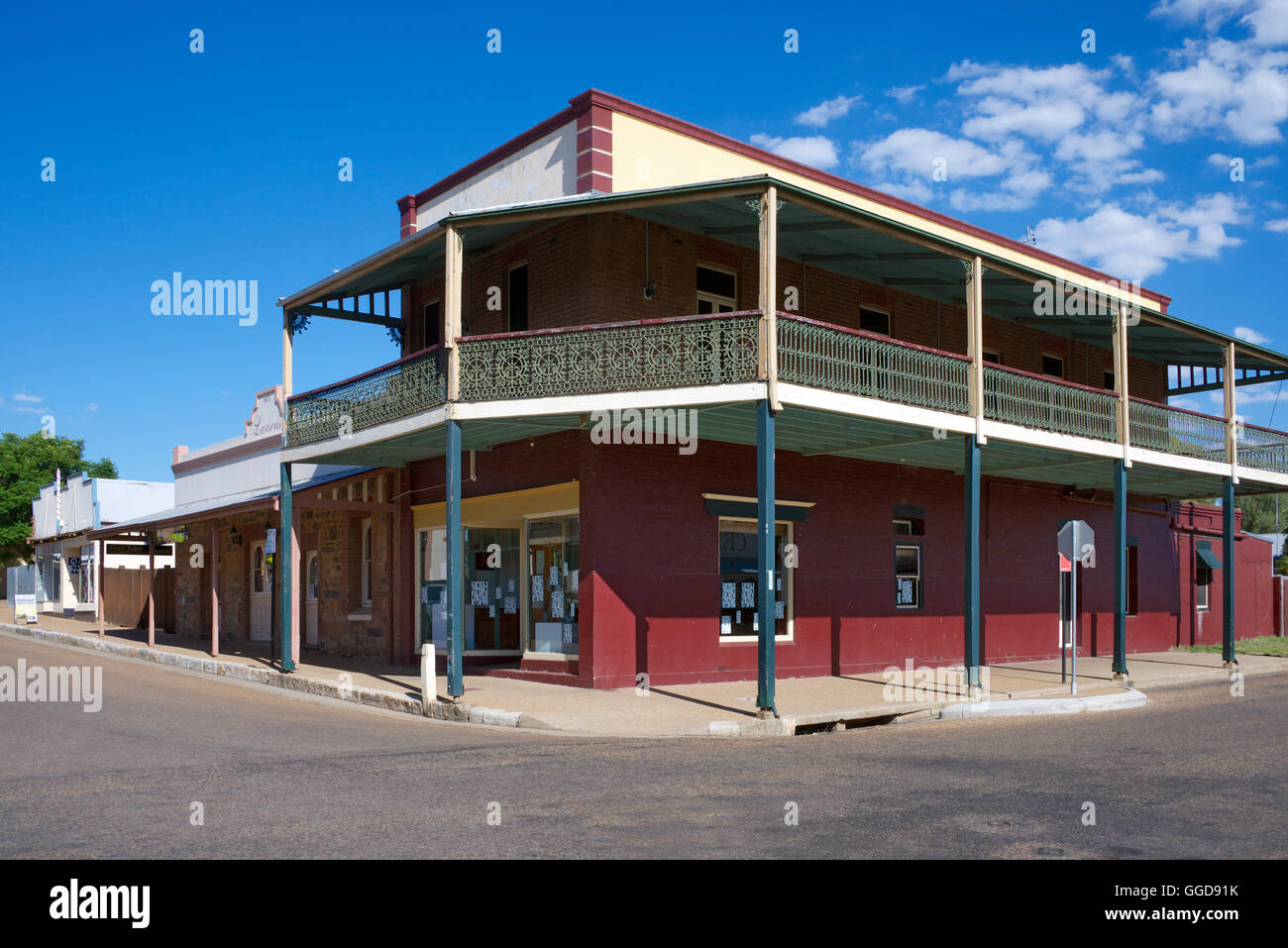 Corner Medley and Mayne Streets Gulgong historic gold mining town centre NSW Australia Stock Photo