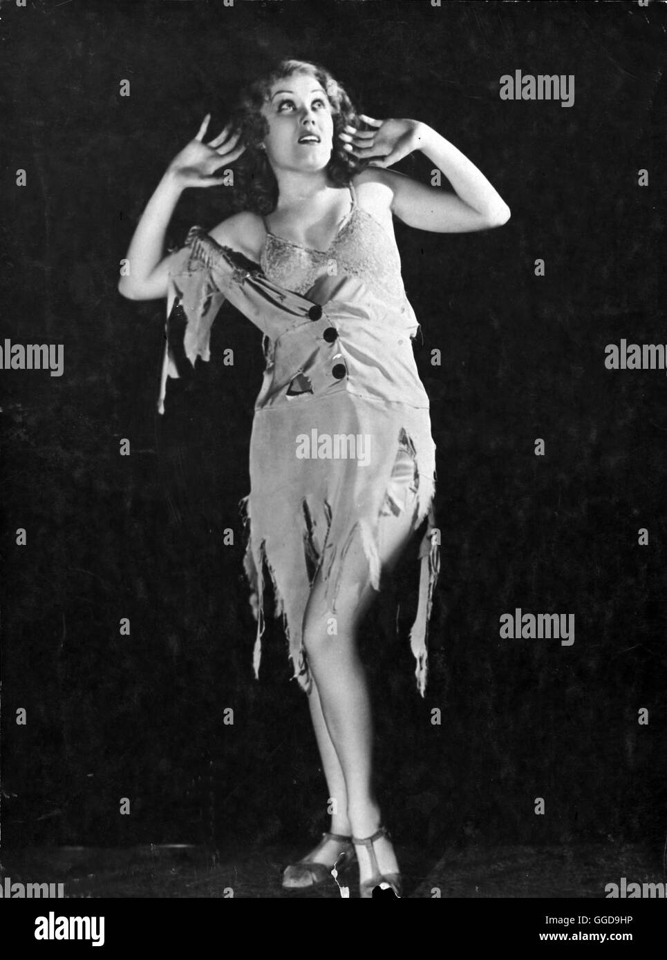 Watch Fay Wray video Watch Fay Wray video
