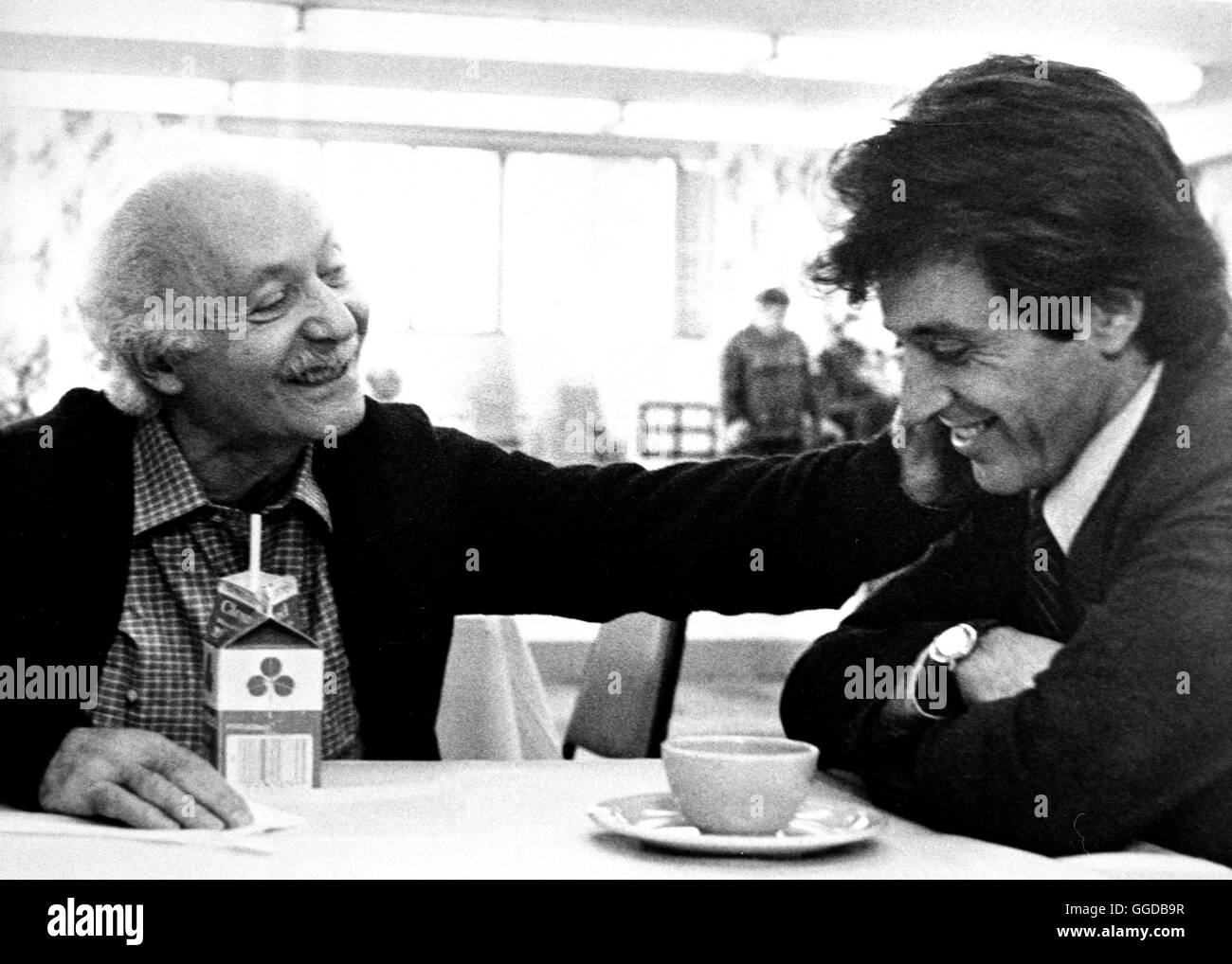 AND JUSTICE FOR ALL / And Justice For All / LEE STRASBERG und AL PACINO in  '...And Justice For All' (1979) aka. And Justice For All Stock Photo - Alamy