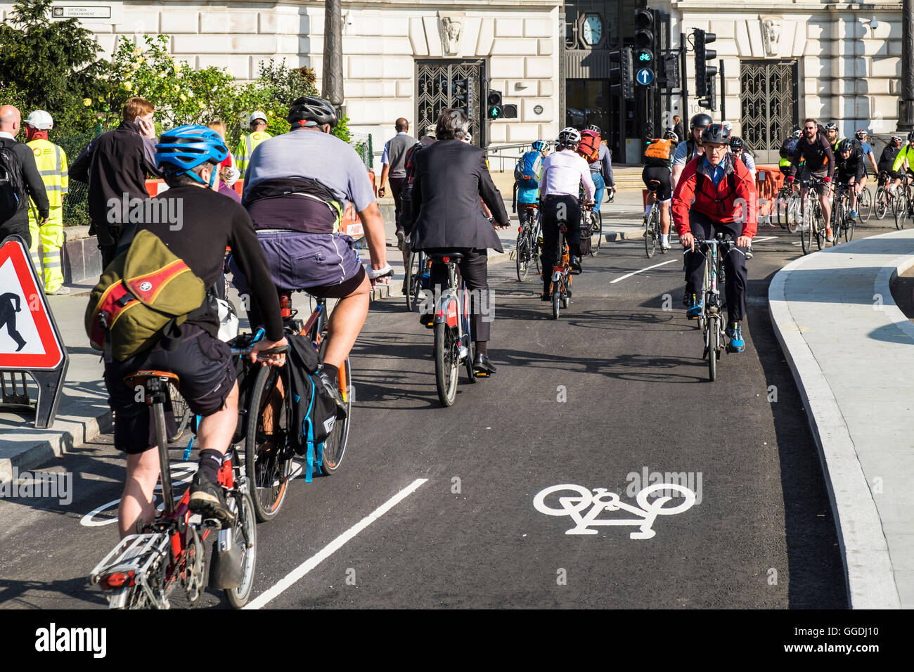 Cyclists on Superhighway 6, London, England, U.K. Stock Photo
