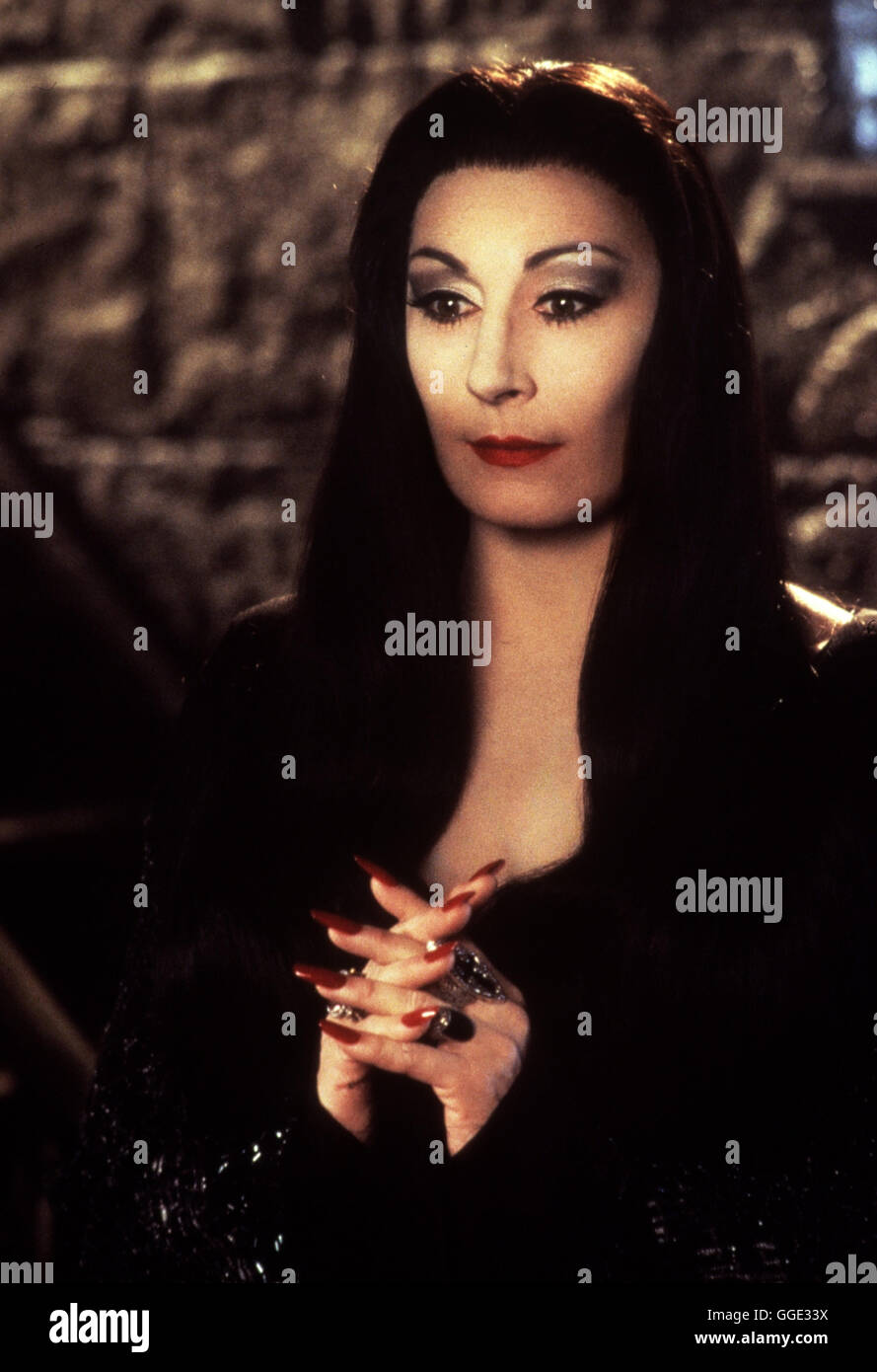 Morticia Addams Anjelica High Resolution Stock Photography and Images Alamy Morticia Addams Anjelica High Resolution Stock Photography and Images Alamy