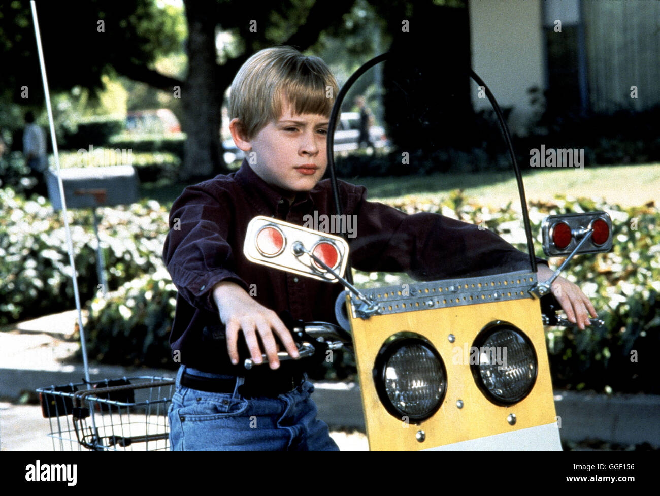 RIECHIES FANTASTISCHE REISE IN DIE ZUKUNFT / The Pagemaster USA 1994 / Maurice Hunt/ Joe Johnston Szene mit MACAULY CULKIN als Angsthase Richard Tyler Regie: Maurice Hunt/ Joe Johnston aka. The Pagemaster Stock Photo
