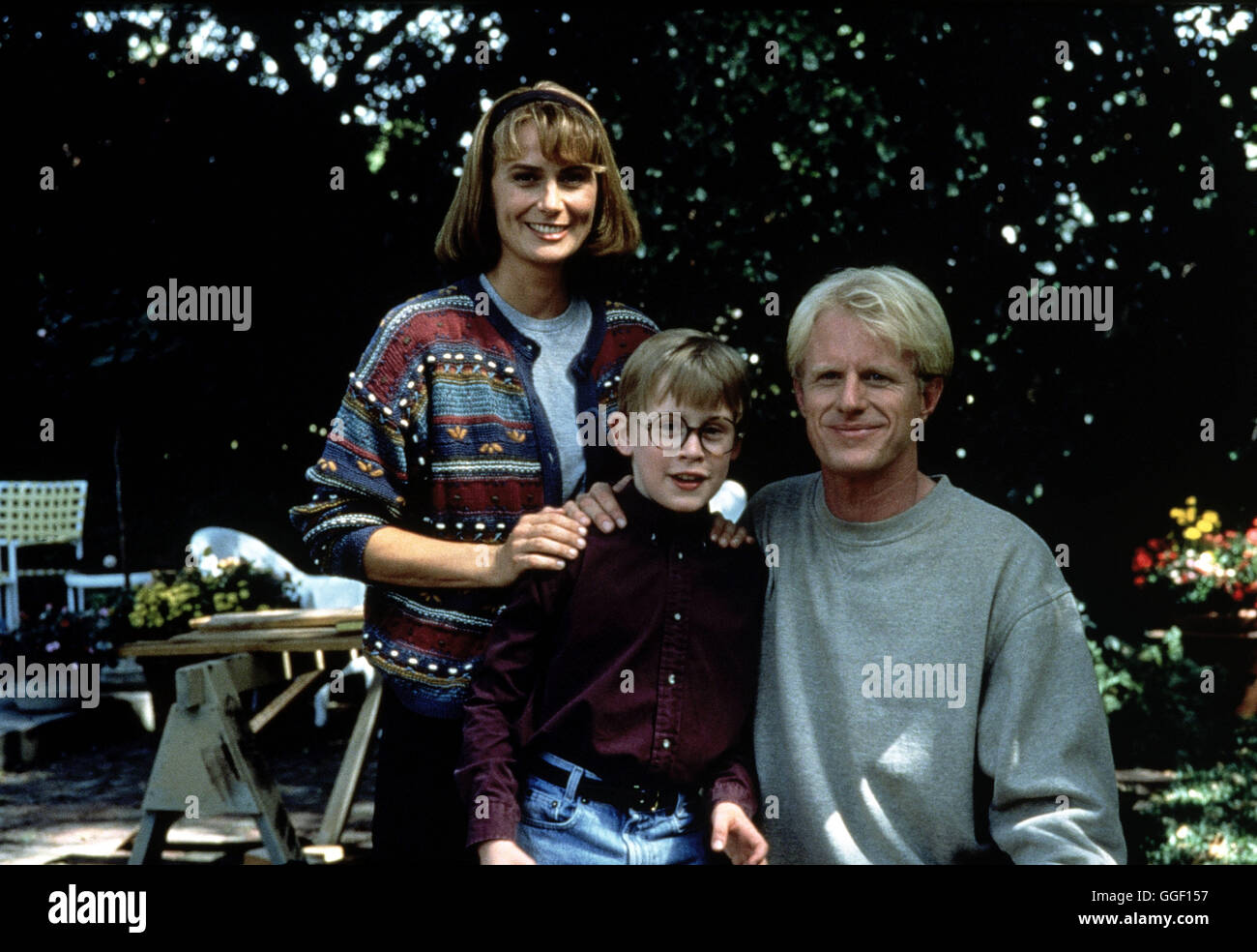 RIECHIES FANTASTISCHE REISE IN DIE ZUKUNFT / The Pagemaster USA 1994 / Maurice Hunt/ Joe Johnston Szene mit MEL HARRIS (Claire Tyler), MACAULY CULKIN (Richard Tyler) und ED BEGLEY JR. (Alan Tyler) Regie: Maurice Hunt/ Joe Johnston aka. The Pagemaster Stock Photo