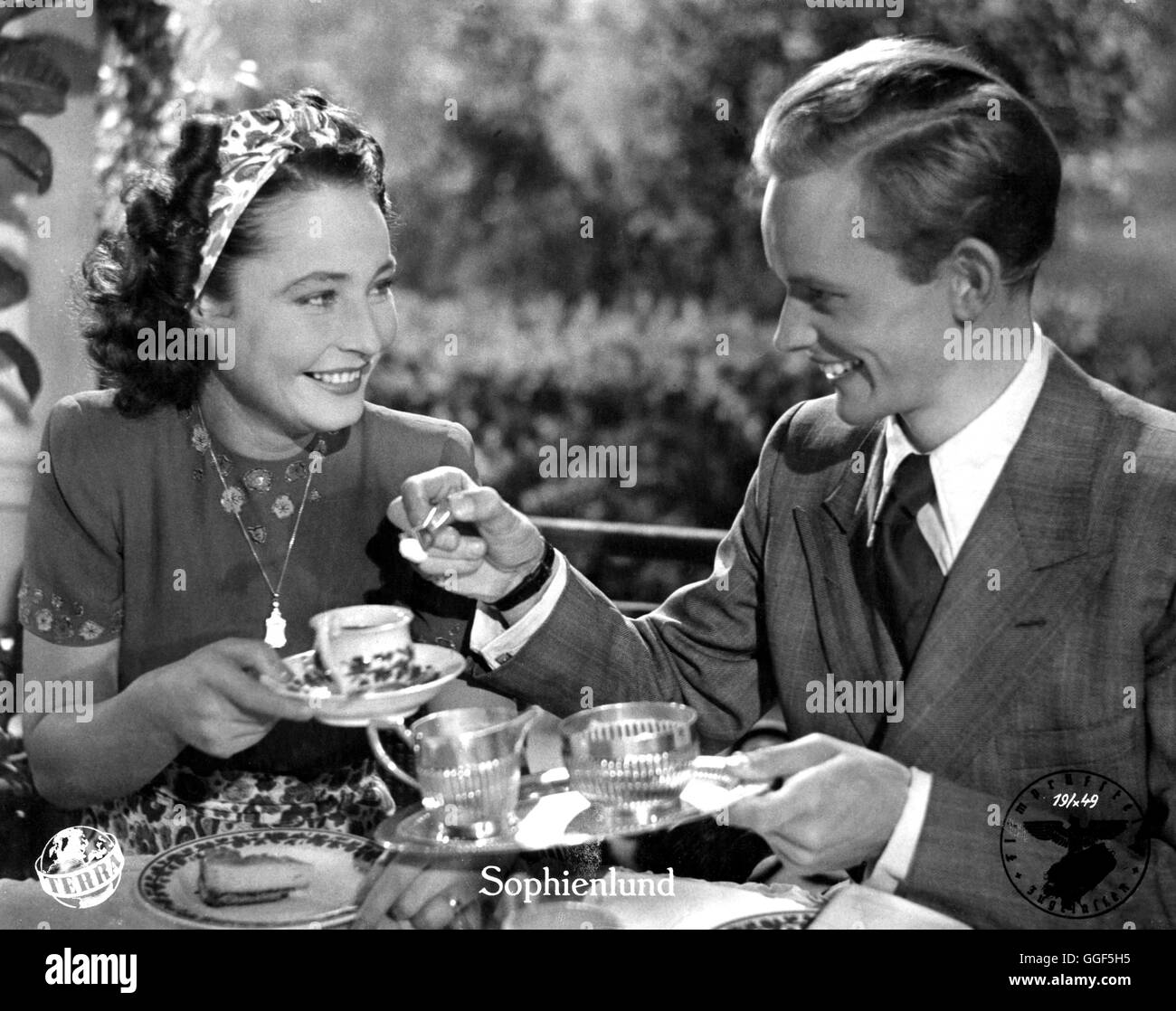 SOPHIENLUND / Deutschland 1943 / Heinz Rühmann HANNELORE SCHROTH und