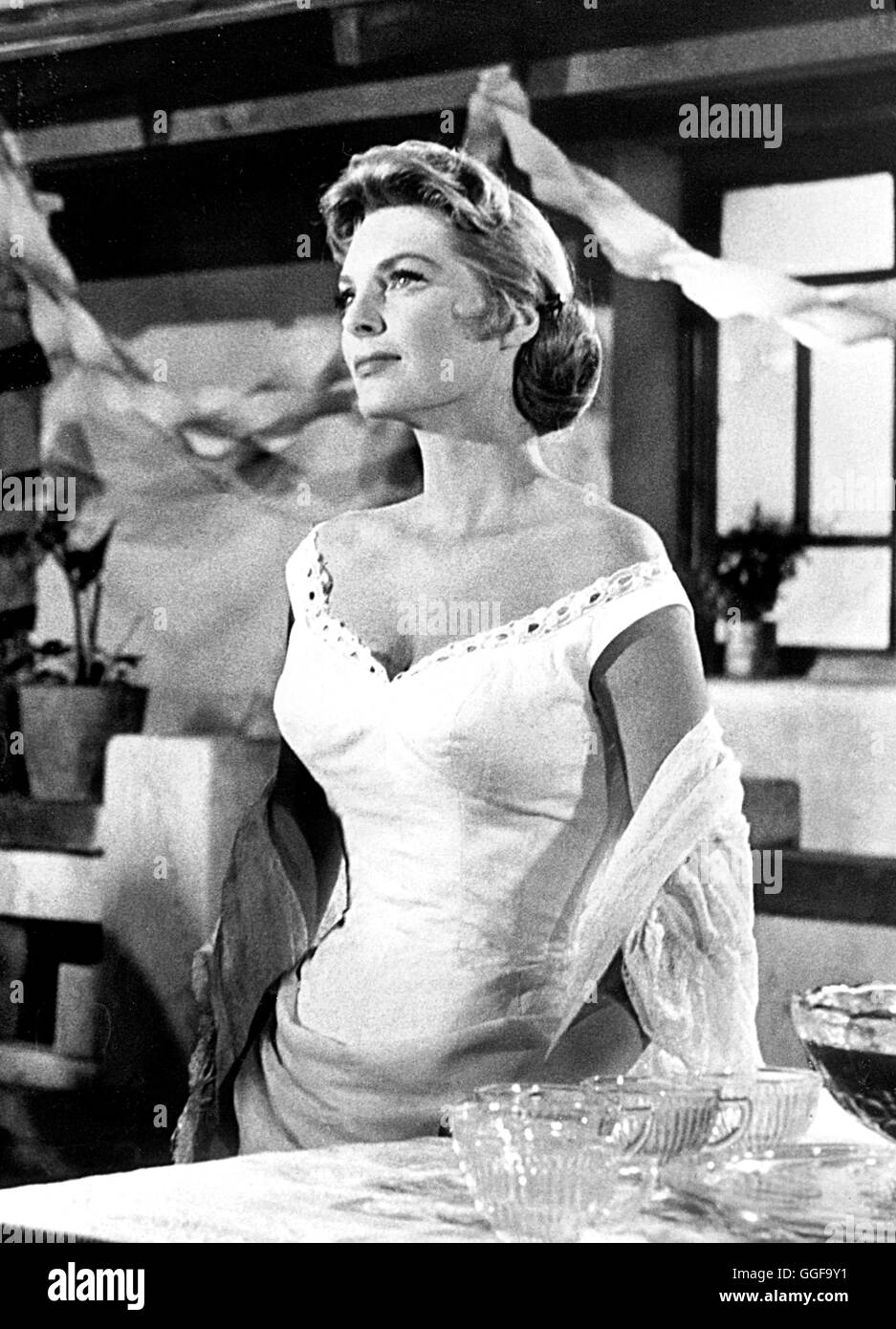 HEISSE GRENZE / The Wonderful Country USA 1959 / Robert Parrish JULIE LONDON (Helen Colton) in 'The Wonderful Country', 1959.  Regie: Robert Parrish aka. The Wonderful Country Stock Photo