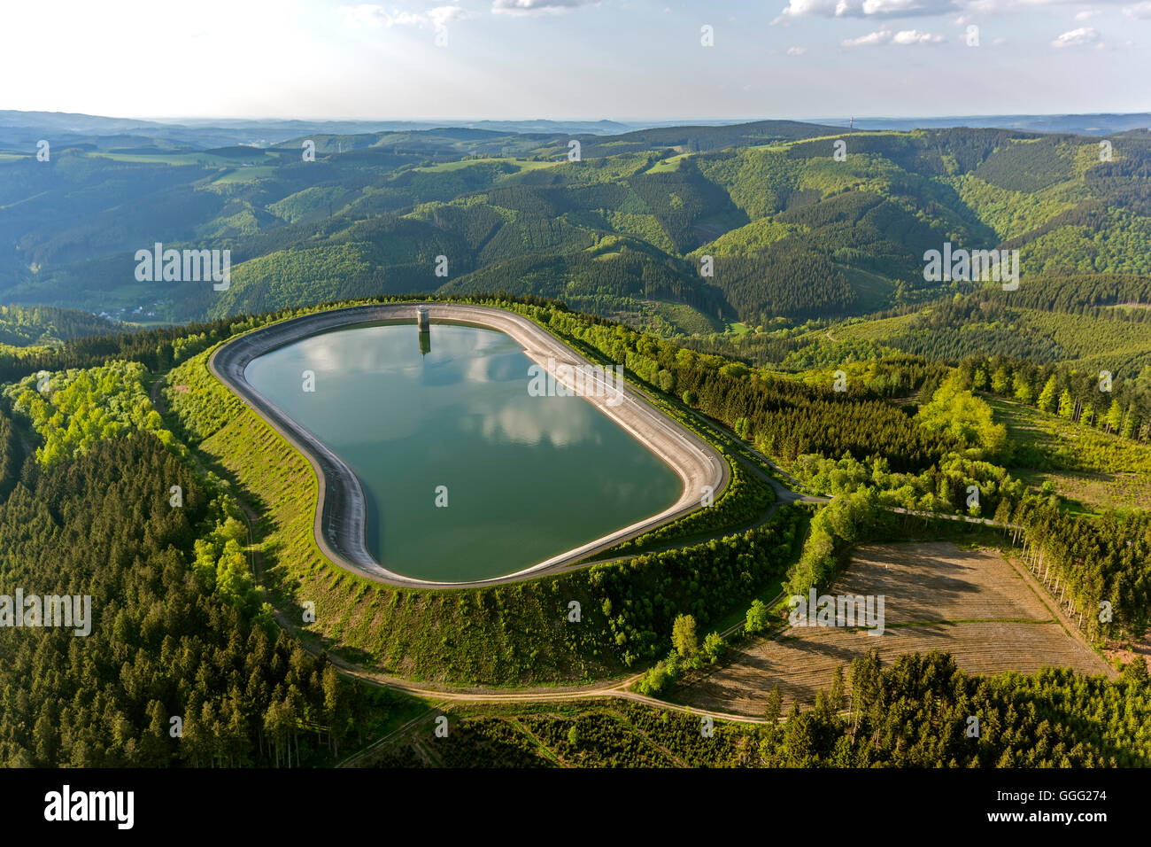 Pumped storage hires stock photography and images Alamy