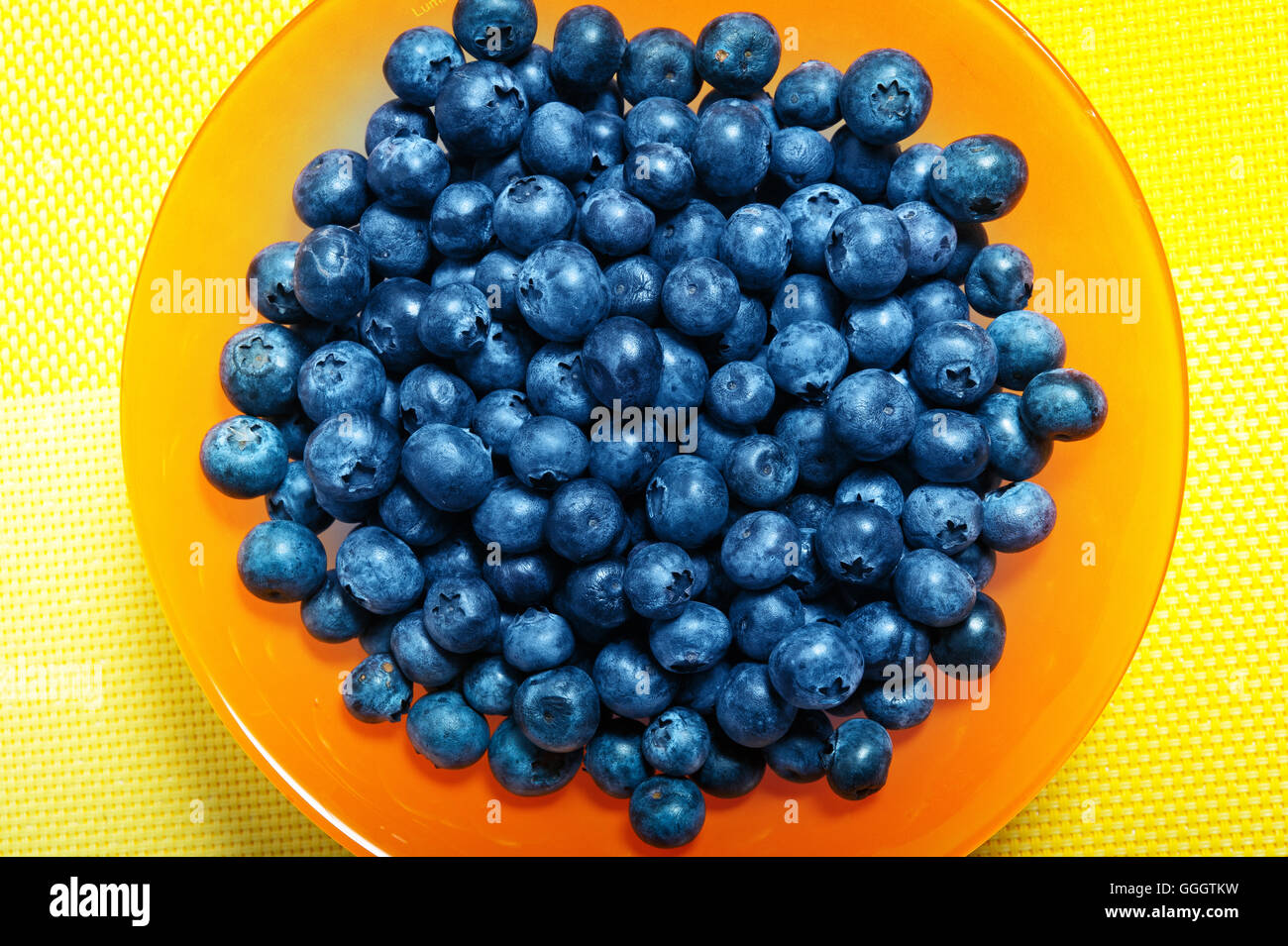 bowl filled with blueberries Stock Photo Alamy