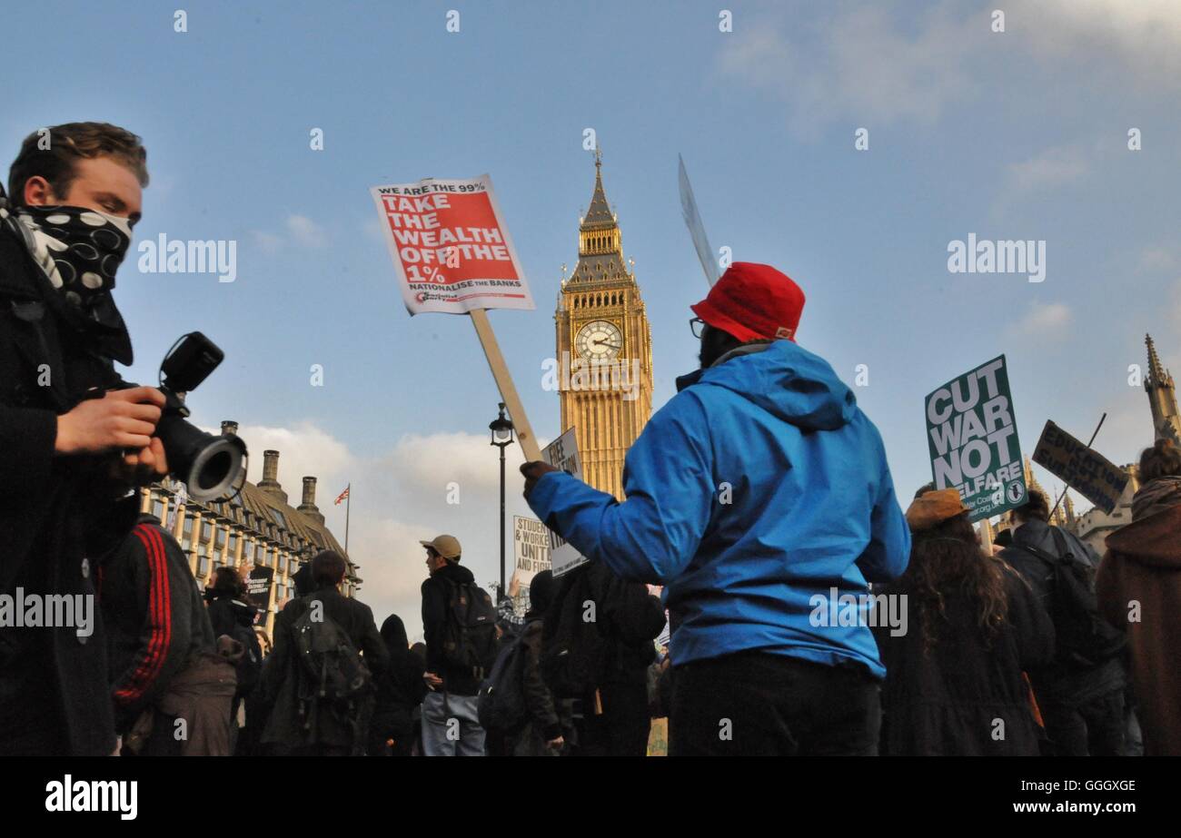 Cash strapped students hi-res stock photography and images - Alamy