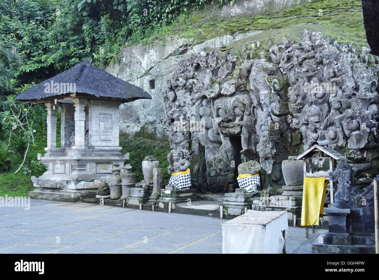 Entrance of the Goa Gajah also known as Elephant Cave, Indonesia. Located on the island of Bali near Ubud, in Indonesia. Built i Stock Photo