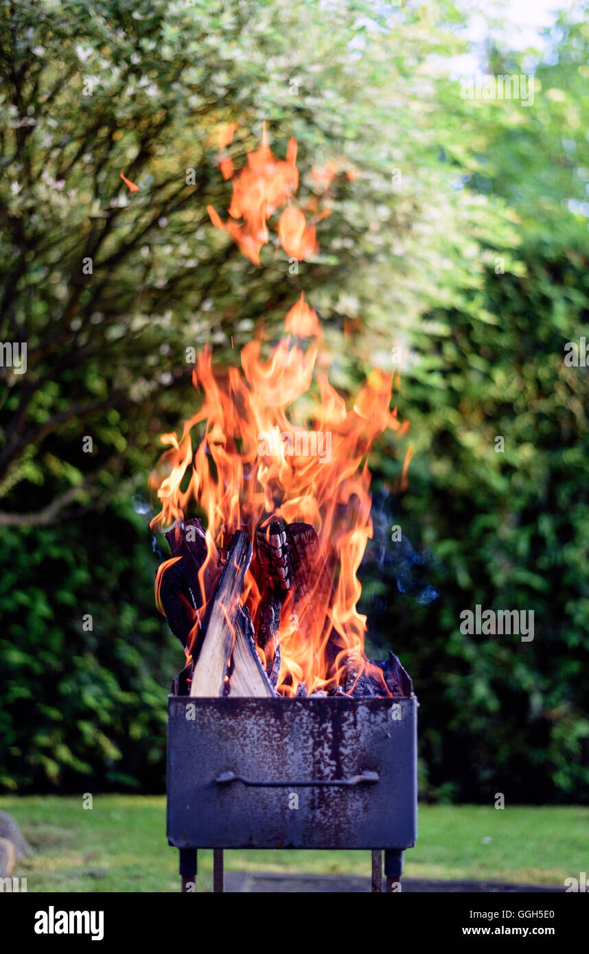 Fire brazier hires stock photography and images Alamy