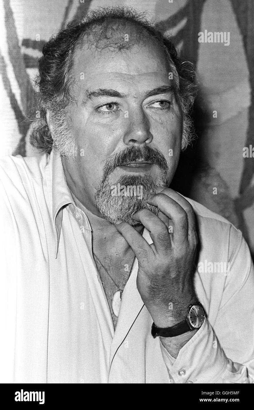 ROBERT ALTMAN American film director Stock Photo - Alamy