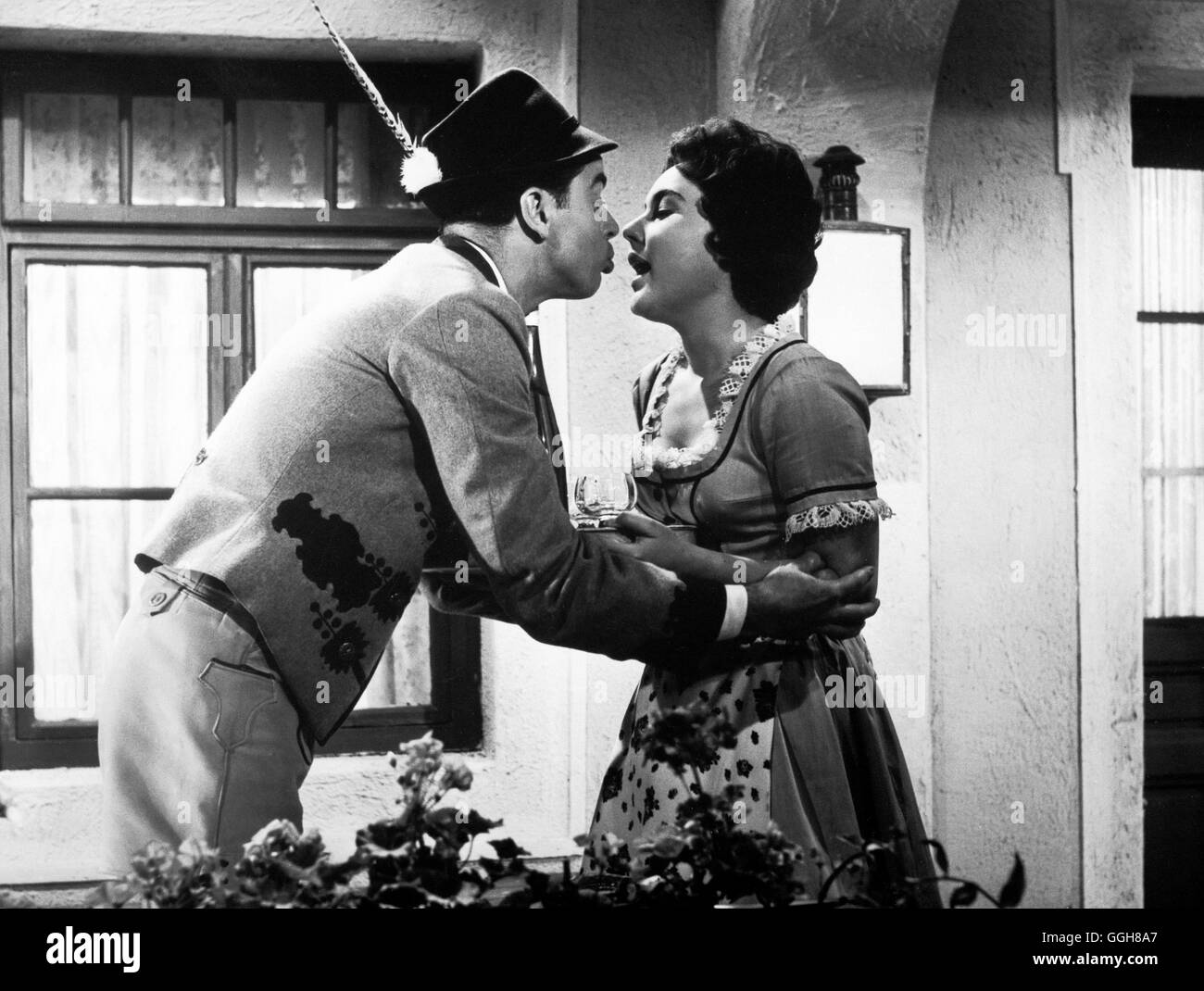DIE LINDENWIRTIN VOM DONAUSTRAND / AUT 1957 / Hans Quest Szene Regie Hans Quest Stock Photo Alamy DIE LINDENWIRTIN VOM DONAUSTRAND / AUT 1957 / Hans Quest Szene Regie Hans Quest Stock Photo Alamy