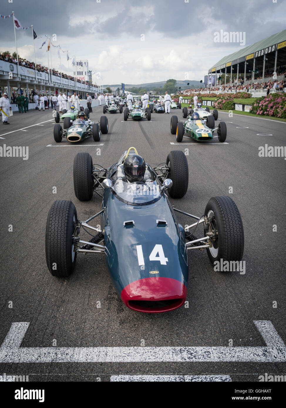 Start Glover Trophy, 1962 Lola Climax Mk4, Goodwood Revival 2014