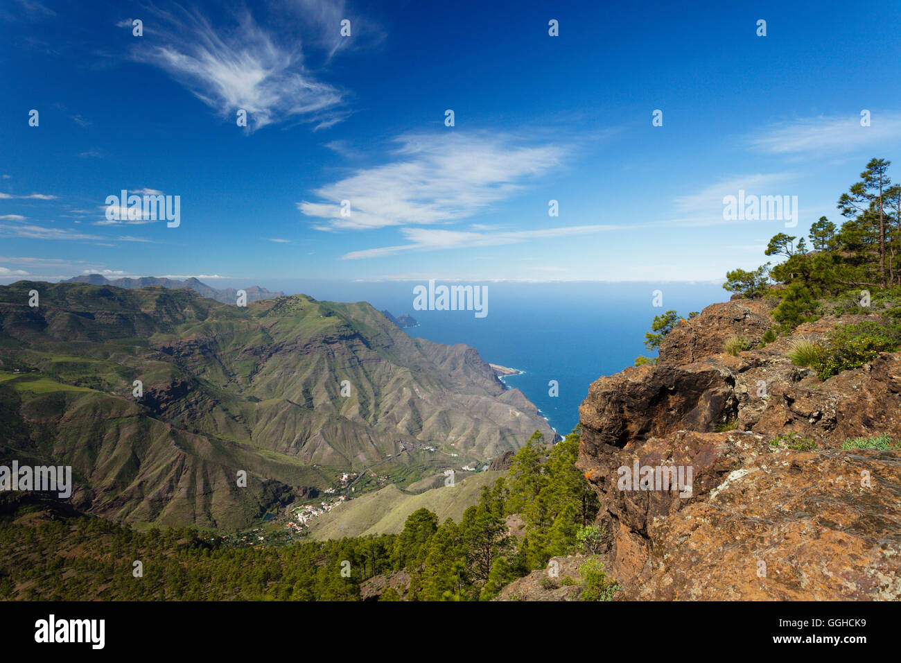 Mountains and the Valley of El Risco near Agaete, Natural Preserve, Parque Natural de Tamadaba, UNESCO Biosphere Reserve, West c Stock Photo