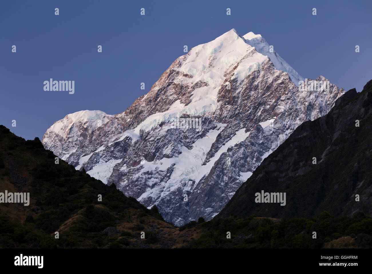 Aoraki mount cook national park hi-res stock photography and images - Alamy