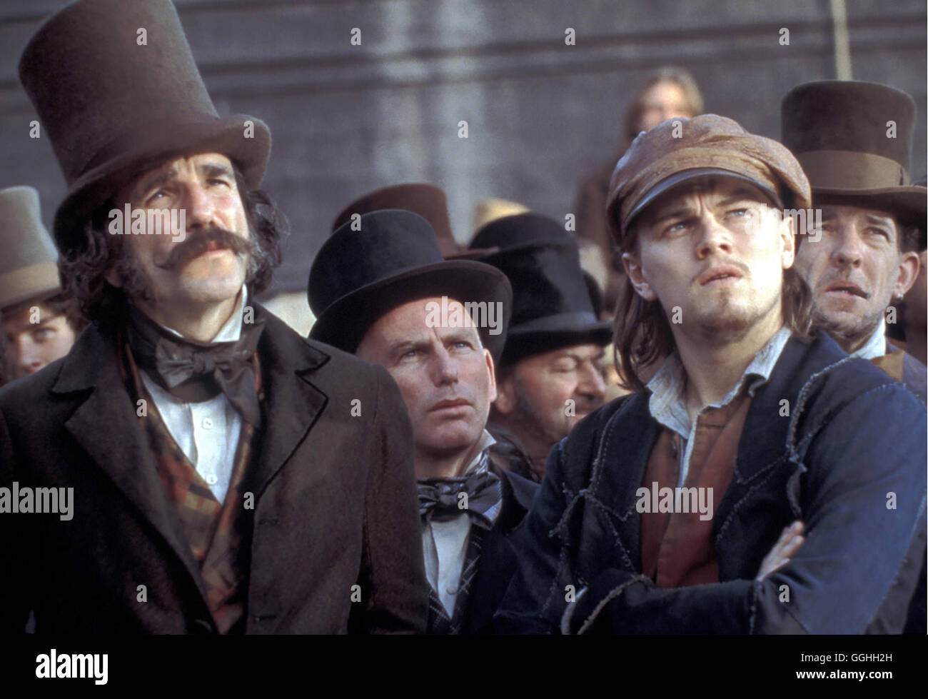 GANGS OF NEW YORK / Gangs of New York USA 2002 / Martin Scorsese Bill the Butcher (DANIEL DAY-LEWIS), Amsterdam Vallon (LEONARDO DI CAPRIO) Regie: Martin Scorsese aka. Gangs of New York Stock Photo