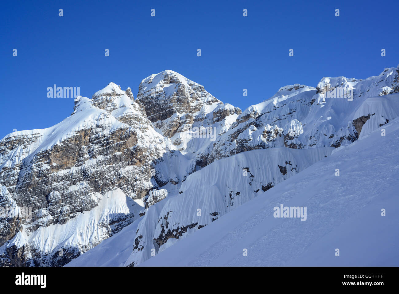 Snow-covered summits, Cristallo wind gap, Cristallo, Dolomites, Belluno, Veneto, Italy Stock Photo