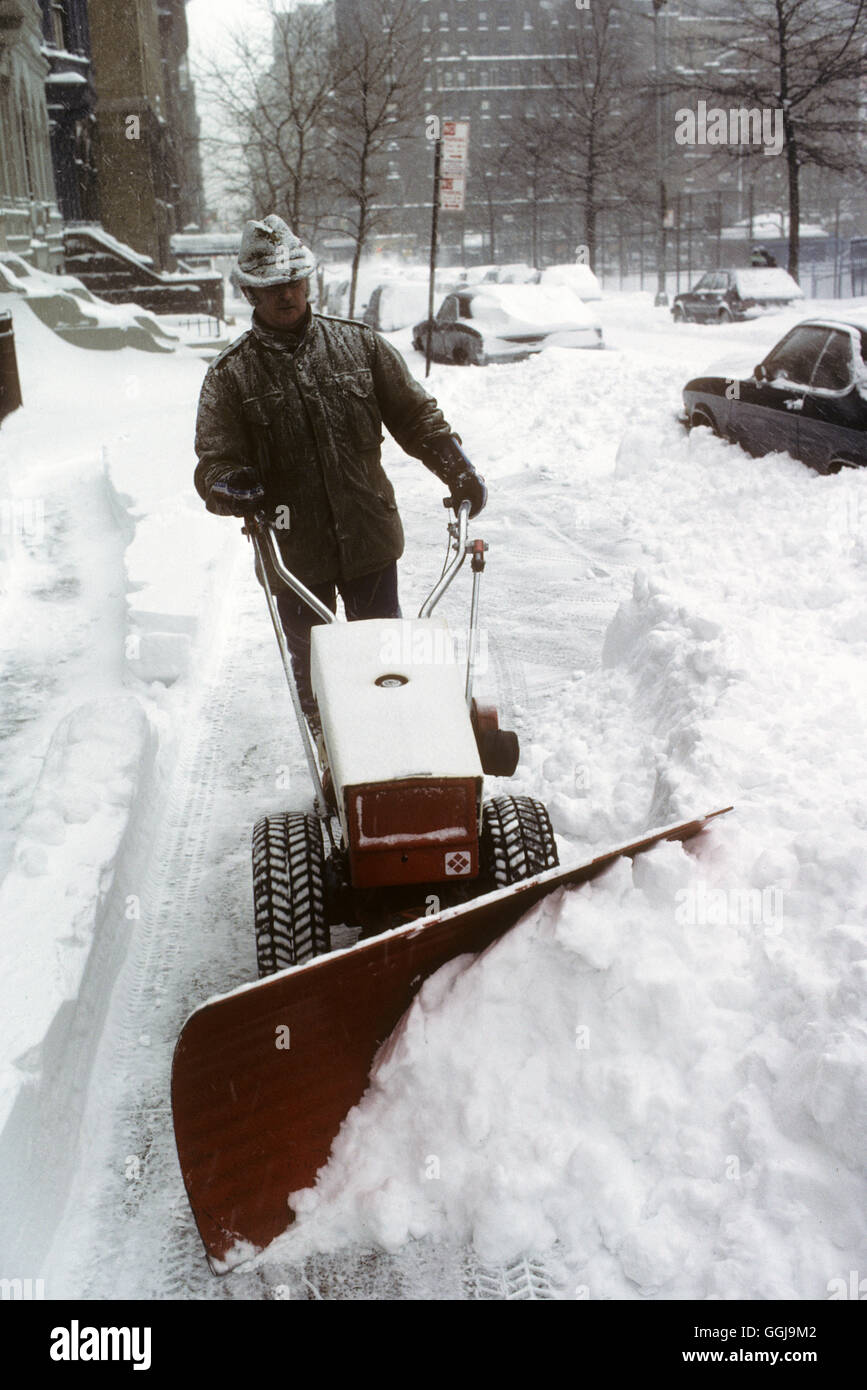 Snow plough New York snow winter 1979 bad weather HOMER SYKES Stock Photo 113499458 Alamy