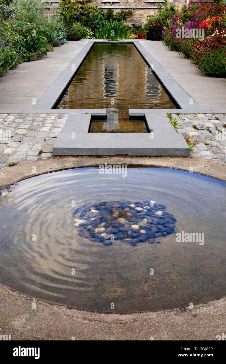 Helen Dillon's Garden Dublin The Pool Please credit Photos Hort