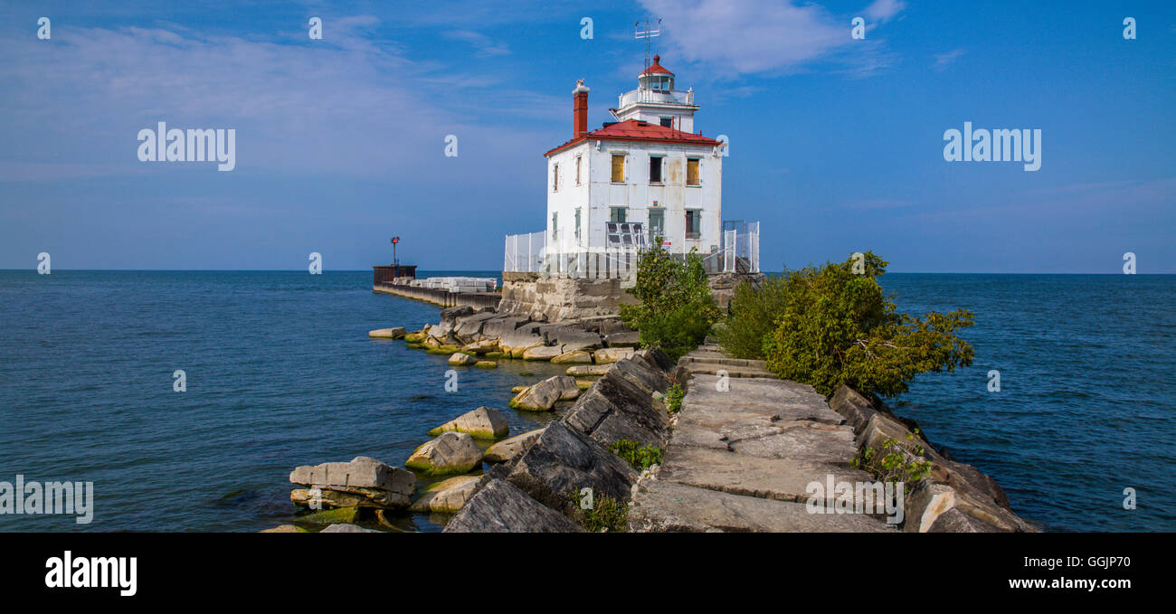 A classic Lake Erie lighthouse, The Fairport Harbor West Breakwater