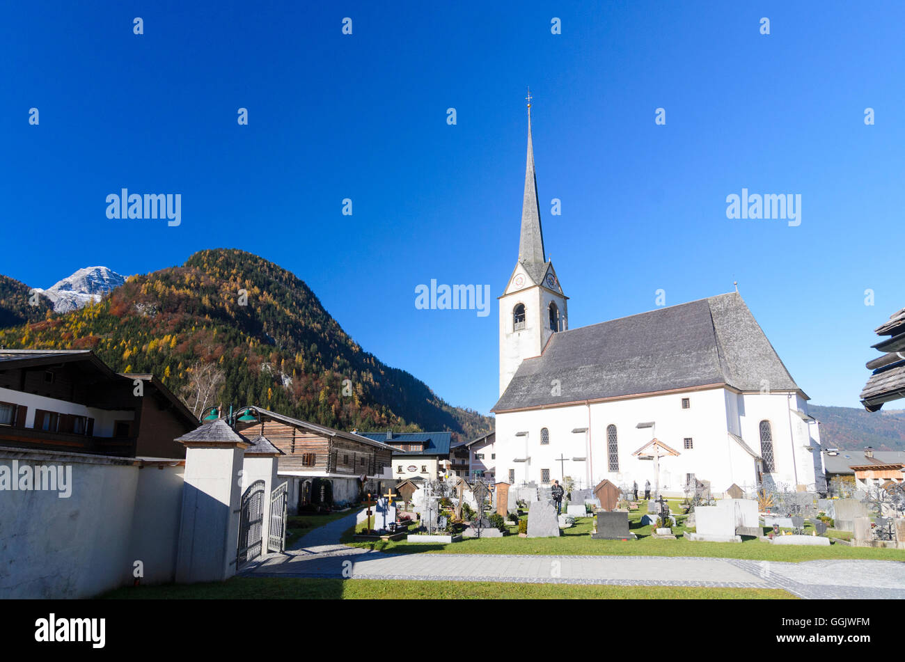 Sankt Martin bei Lofer: church, view to Steinplatte, Austria, Salzburg, Pinzgau Stock Photo