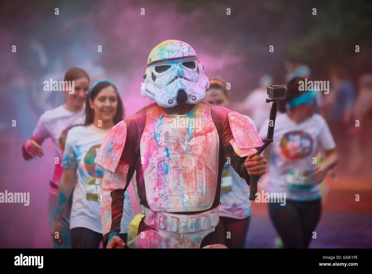 Colour run hi-res stock photography and images - Alamy