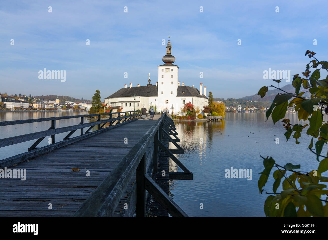 Gmunden: Lake Traunsee , Seeschloss Ort, city center, Austria, Oberösterreich, Upper Austria, Salzkammergut Stock Photo