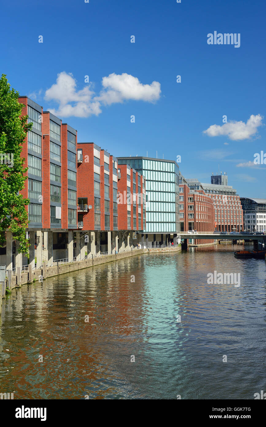 Modern hamburg hi-res stock photography and images - Alamy