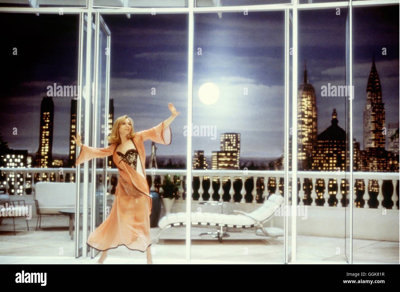 DOWN WITH LOVE / USA 2003 / Peyton Reed Barbara Novak (RENeE ZELLWEGER) Regie: Peyton Reed Stock Photo